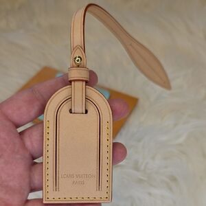 Louis Vuitton VACHETTA Leather Luggage Tag with Yellow Stitching